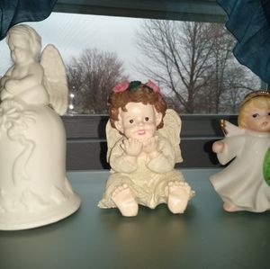 3 Vintage angels